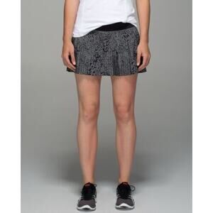 Lululemon Pleat To Street Skirt/skort II Size 10 R Watermark Slate Black Lined